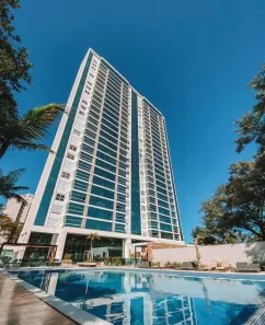 Apartamento com 3 Quartos à venda, 179m² no Zona 03, Maringá