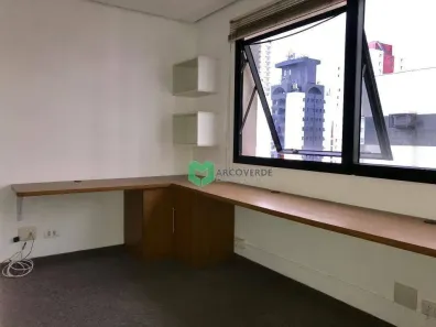 Sala Comercial à venda, 32m² no Sumarezinho, São Paulo