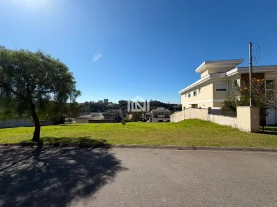 Lote/Terreno à venda, 560m² no Jardim do Golf I, Jandira