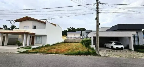 Lote/Terreno à venda, 250m² no Parque Santo Antônio, Taubaté