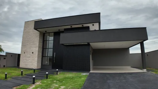 Casa de Condomínio com 4 Quartos à venda, 340m² no Parque Cidade, Goiânia