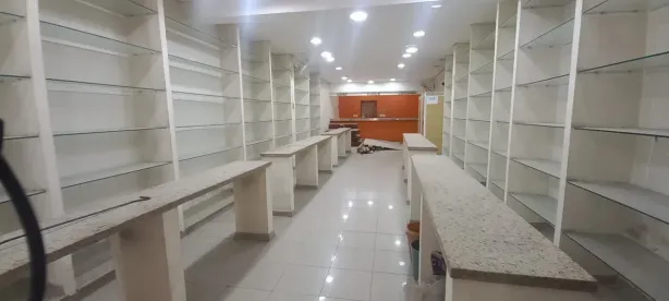 Ponto Comercial para alugar, 150m² no Centro, Taubaté