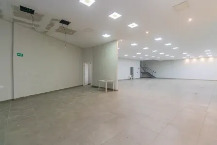 Galpão/Depósito/Armazém à venda, 669m² no Santo Amaro, São Paulo