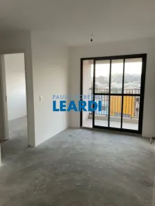 Apartamento com 2 Quartos à venda, 55m² no Vila Anastácio, São Paulo
