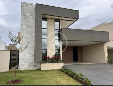 Casa de Condomínio com 3 Quartos à venda, 156m² no Jardim Cristal, Aparecida de Goiânia