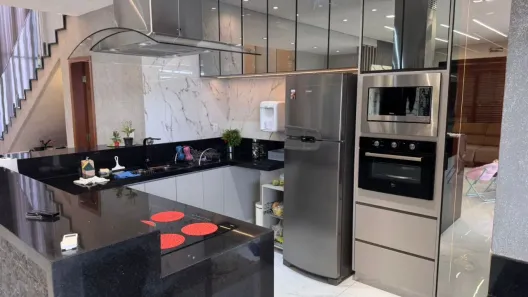 Sobrado com 4 Quartos à venda, 292m² no Parqville Quaresmeira, Trindade