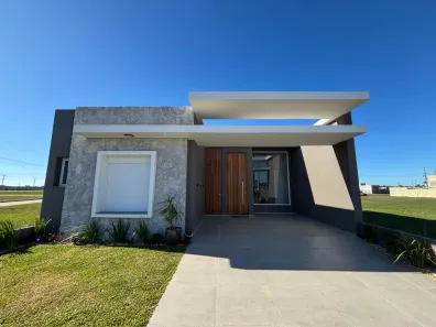 Casa com 3 Quartos à venda, 240m² no , Xangri-Lá