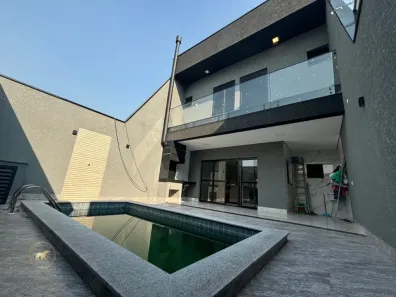 Sobrado com 3 Quartos à venda, 160m² no Laranjeiras, Caieiras