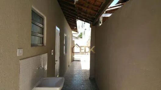 Casa com 2 Quartos à venda, 60m² no Conjunto Residencial Araretama, Pindamonhangaba