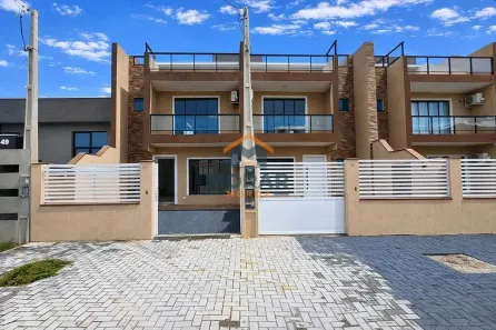 Sobrado com 3 Quartos à venda, 138m² no Santa Terezinha, Pontal do Paraná