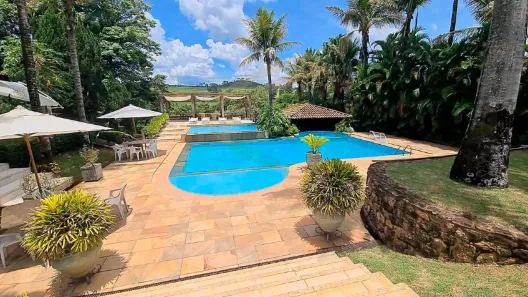 Fazenda/Sítio com 10 Quartos à venda, 10000m² no , São José do Rio Pardo