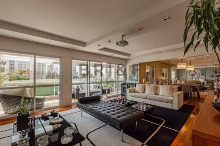 Apartamento com 4 Quartos à venda, 245m² no Cidade Monções, São Paulo