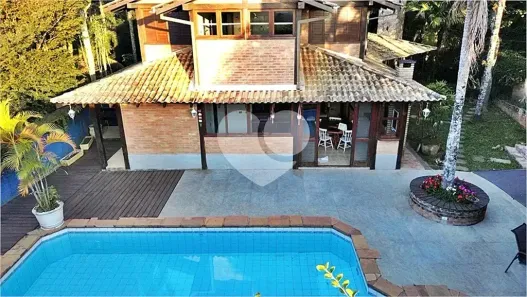Casa com 4 Quartos à venda, 241m² no Roseira, Mairiporã