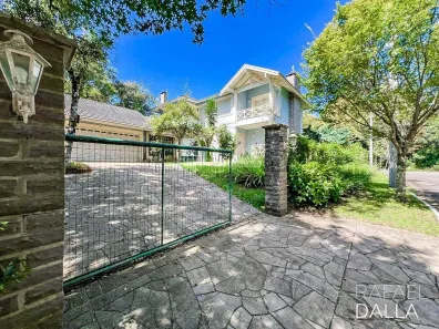 Casa com 3 Quartos à venda, 316m² no Mato Queimado, Gramado