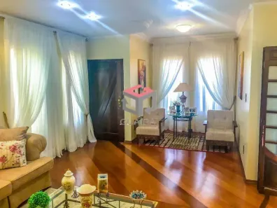 Sobrado com 5 Quartos à venda, 349m² no Vila Sacadura Cabral, Santo André