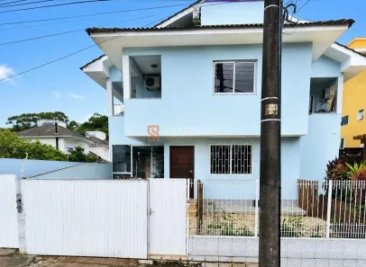 Casa com 3 Quartos para alugar, 200m² no Santa Mônica, Florianópolis