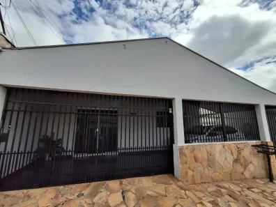 Casa com 2 Quartos à venda, 167m² no Morada da Serra, Cuiabá