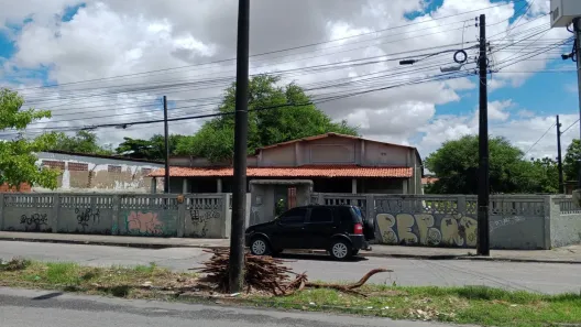 Imóvel Comercial com 1 Quarto à venda, 231m² no Prefeito José Walter, Fortaleza