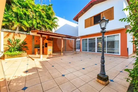 Sobrado com 3 Quartos à venda, 297m² no Sumaré, São Paulo