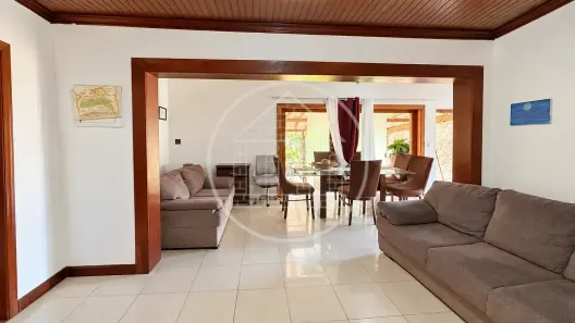 Fazenda/Sítio com 3 Quartos à venda, 300m² no Jardim Shangrilá (Zona Sul), São Paulo