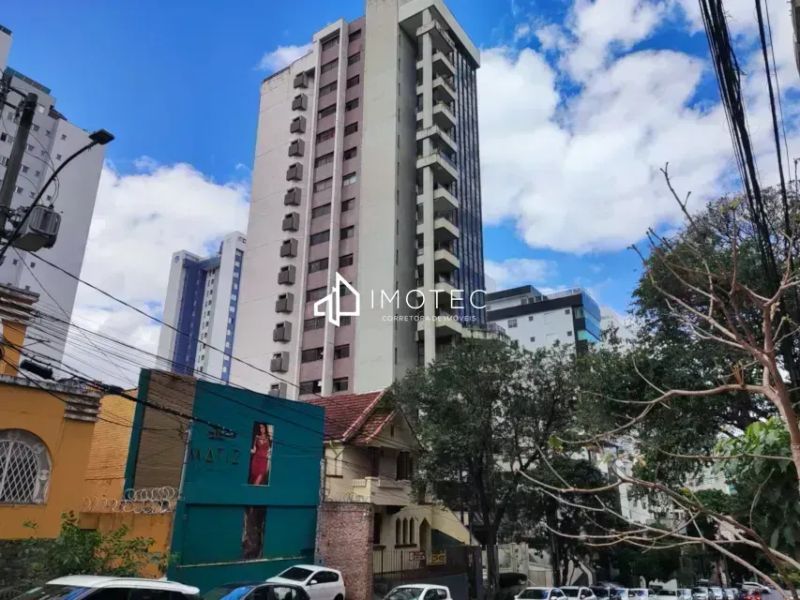 Cobertura com 3 quartos — Lourdes, Belo Horizonte