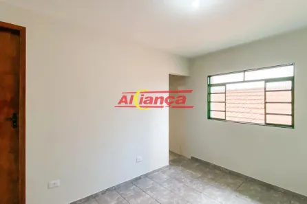 Casa com 1 Quarto para alugar, 42m² no Centro, Guarulhos