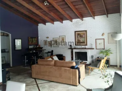 Casa com 4 Quartos à venda, 260m² no Caxingui, São Paulo