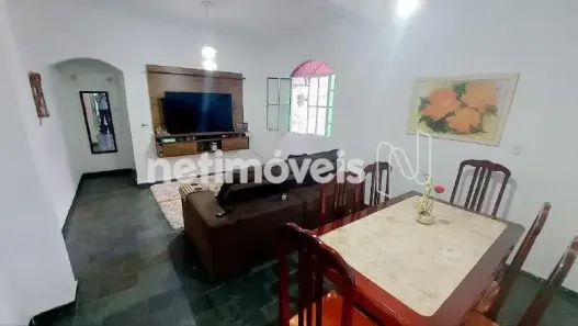 Casa com 4 Quartos à venda, 300m² no Flamengo, Contagem