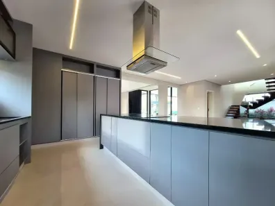 Casa de Condomínio com 4 Quartos à venda, 366m² no Santa Cândida, Vinhedo
