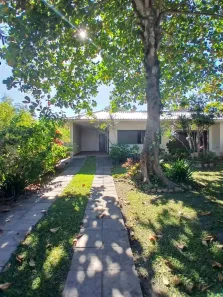 Casa com 5 Quartos à venda, 499m² no Centro (Praia Seca), Araruama