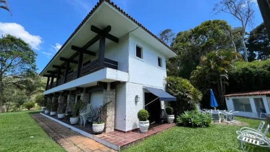 Casa com 5 Quartos à venda, 609m² no Parque do Imbui, Teresópolis