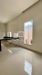 Casa com 3 Quartos à venda, 128m² no Laranjeiras, Uberlândia