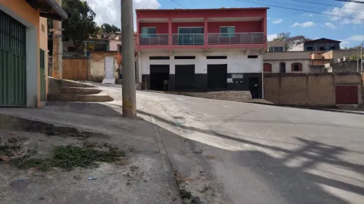Casa com 3 Quartos à venda, 360m² no Jardim Montreal - 1ª Seção, Ibirité