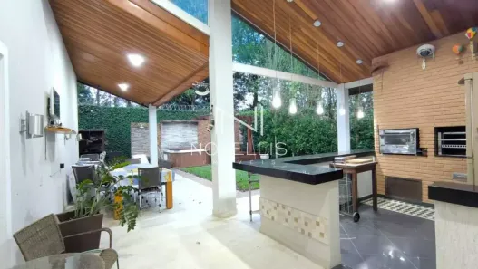 Casa de Condomínio com 3 Quartos para alugar, 280m² no Jardim Paraíba, Jacareí