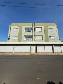 Apartamento com 3 Quartos para alugar, 152m² no Santa Maria, Uberaba