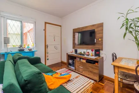 Apartamento com 2 Quartos à venda, 44m² no Passo da Areia, Porto Alegre