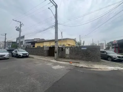 Casa com 4 Quartos à venda, 357m² no Salgado Filho, Aracaju