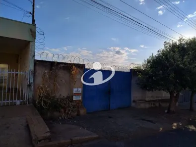 Lote/Terreno à venda, 141m² no Daniel Fonseca, Uberlândia