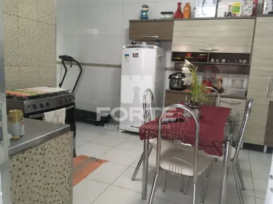 Casa com 3 Quartos à venda, 250m² no Jardim Aeroporto III, Mogi das Cruzes