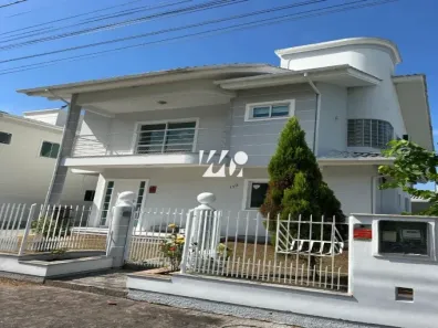 Casa com 4 Quartos à venda, 233m² no Pedra Branca, Palhoça