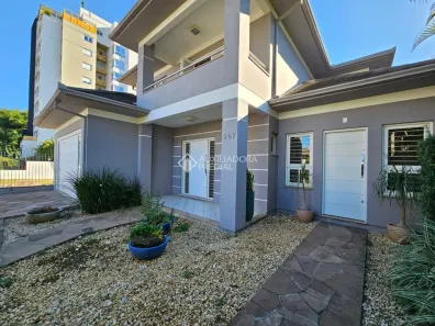 Casa com 3 Quartos à venda, 325m² no Pátria Nova, Novo Hamburgo