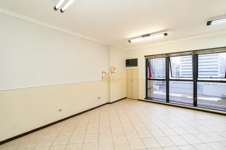 Sala Comercial para alugar, 31m² no Centro, Curitiba