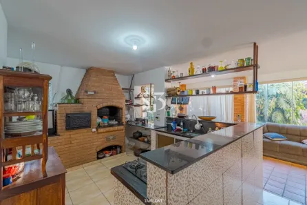 Casa com 4 Quartos à venda, 485m² no Parque Valinhos, Valinhos