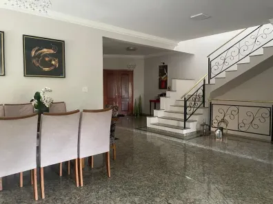 Casa com 4 Quartos à venda, 317m² no Caraguatá, Mairiporã