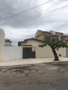 Casa com 3 Quartos para alugar, 100m² no Jardim América, Goiânia