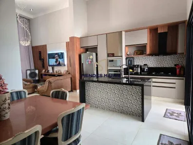 Casa com 3 Quartos à venda, 158m² no Aeroporto, Araçatuba