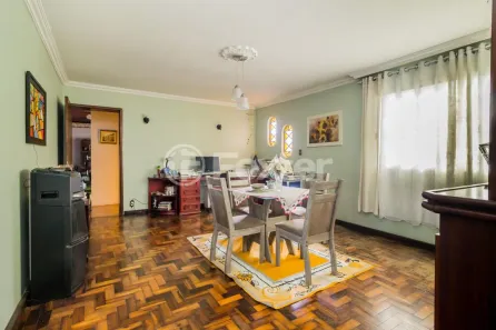 Casa com 3 Quartos à venda, 240m² no Cristal, Porto Alegre