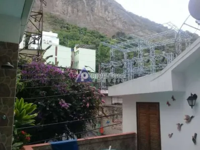 Casa com 5 Quartos à venda, 150m² no Copacabana, Rio de Janeiro