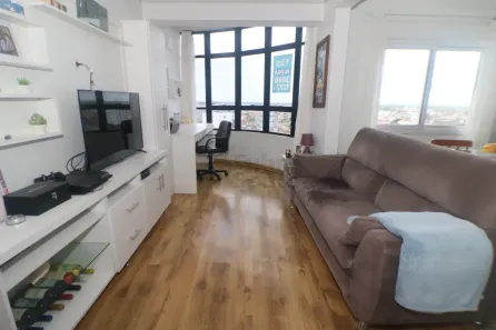 Apartamento com 2 Quartos para alugar, 70m² no Centro, Pelotas