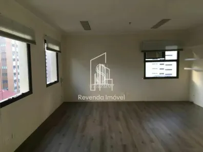 Sala Comercial à venda, 48m² no Vila Nova Conceição, São Paulo